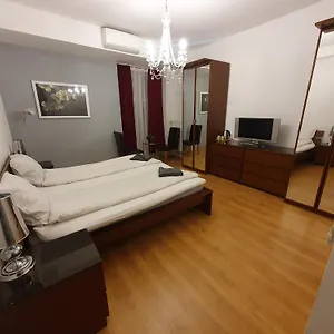 Brixton & Apartman